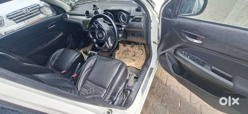 Maruti Suzuki Swift Vxi + Manual, 2022, Petrol