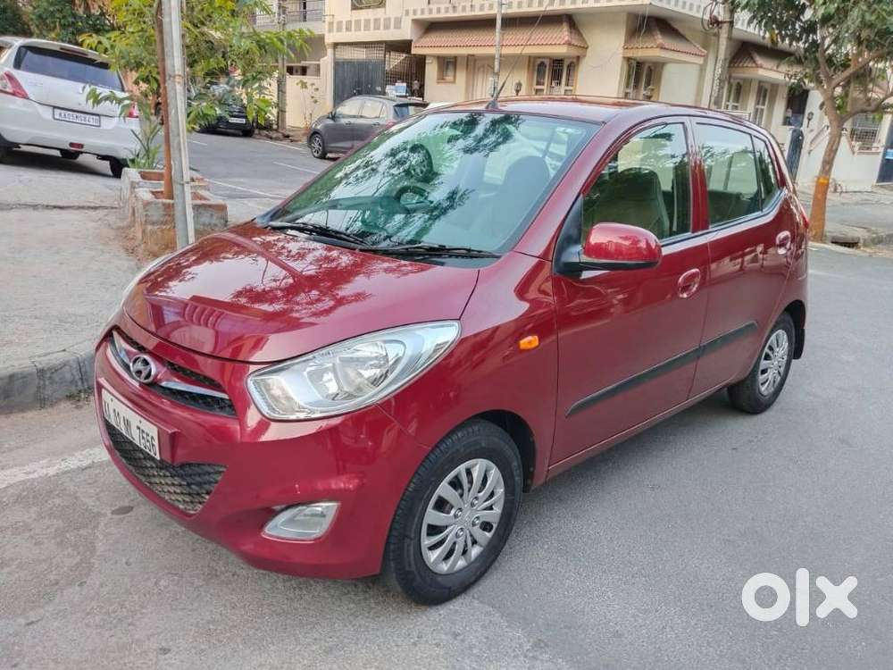 Hyundai I10 Sportz, 2016, Petrol