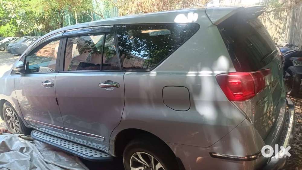 Toyota, Innova Crysta, 2.7v