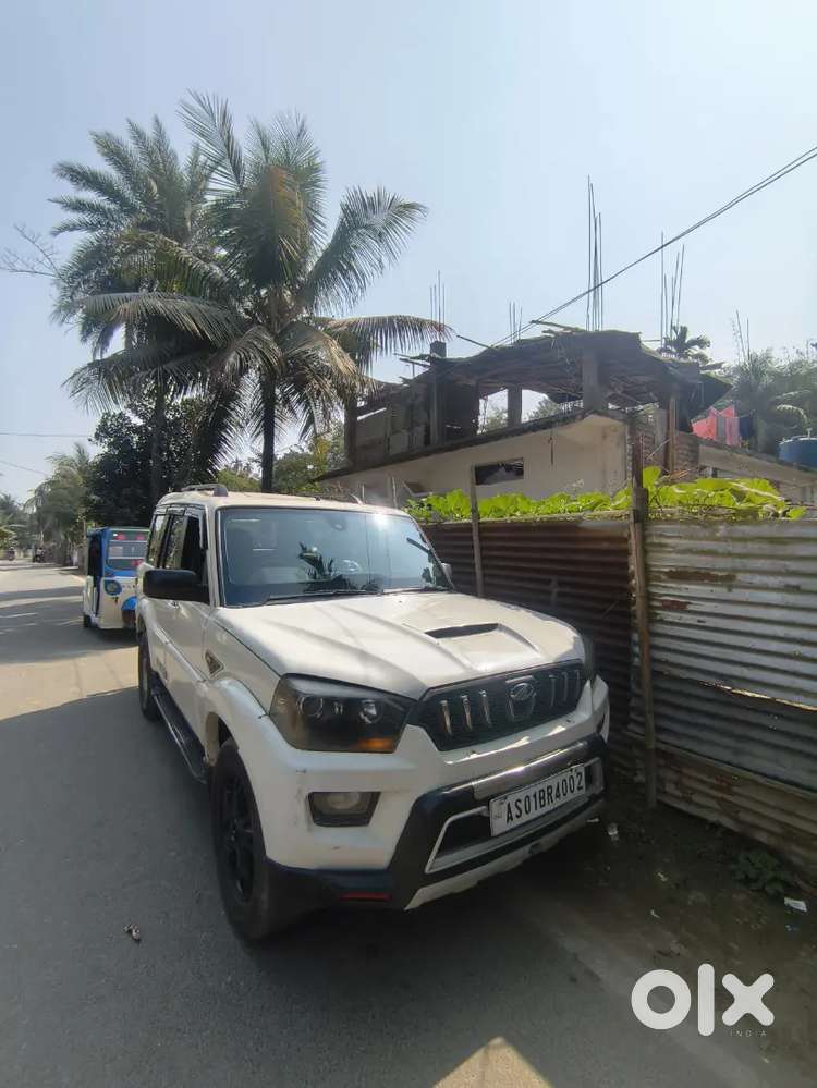 Mahindra Scorpio Classic 2015 Diesel 130000 Km Driven