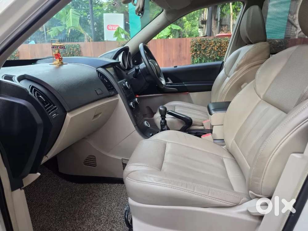 Mahindra Xuv500 At W10 Fwd, 2016, Diesel