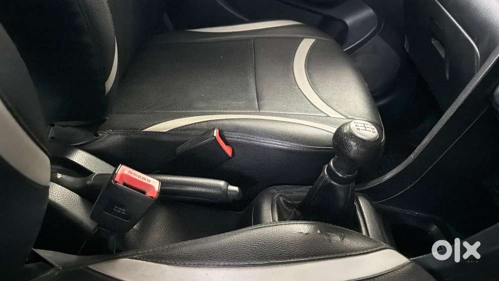 Maruti Suzuki Swift 1.2 Lxi (o), 2015, Petrol