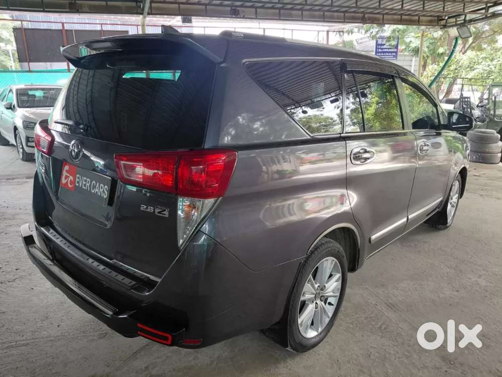 Toyota Innova Crysta 2.8 Zx At 7 Seater, 2018, Diesel