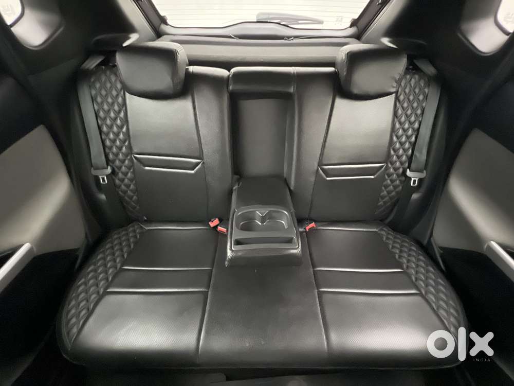 Nissan Magnite 1.0 Xv, 2022, Petrol