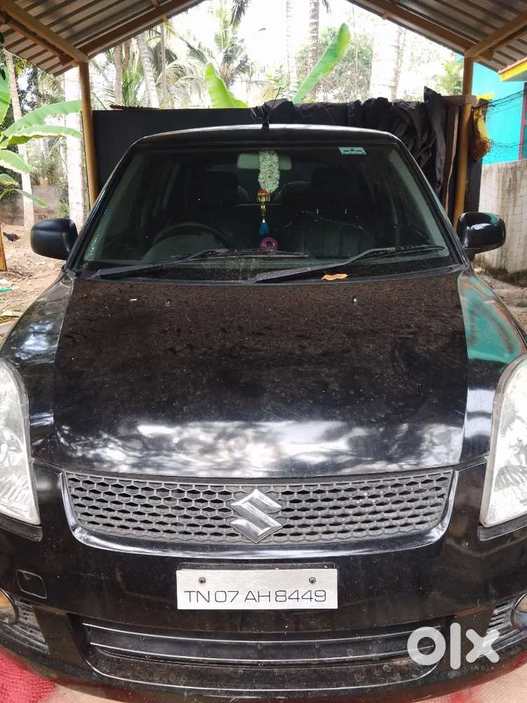 Maruti Suzuki Swift 2006 Petrol 90000 Km Driven