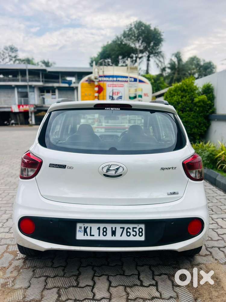 Hyundai Grand I10 Sportz 1.2 Kappa Vtvt, 2017, Petrol