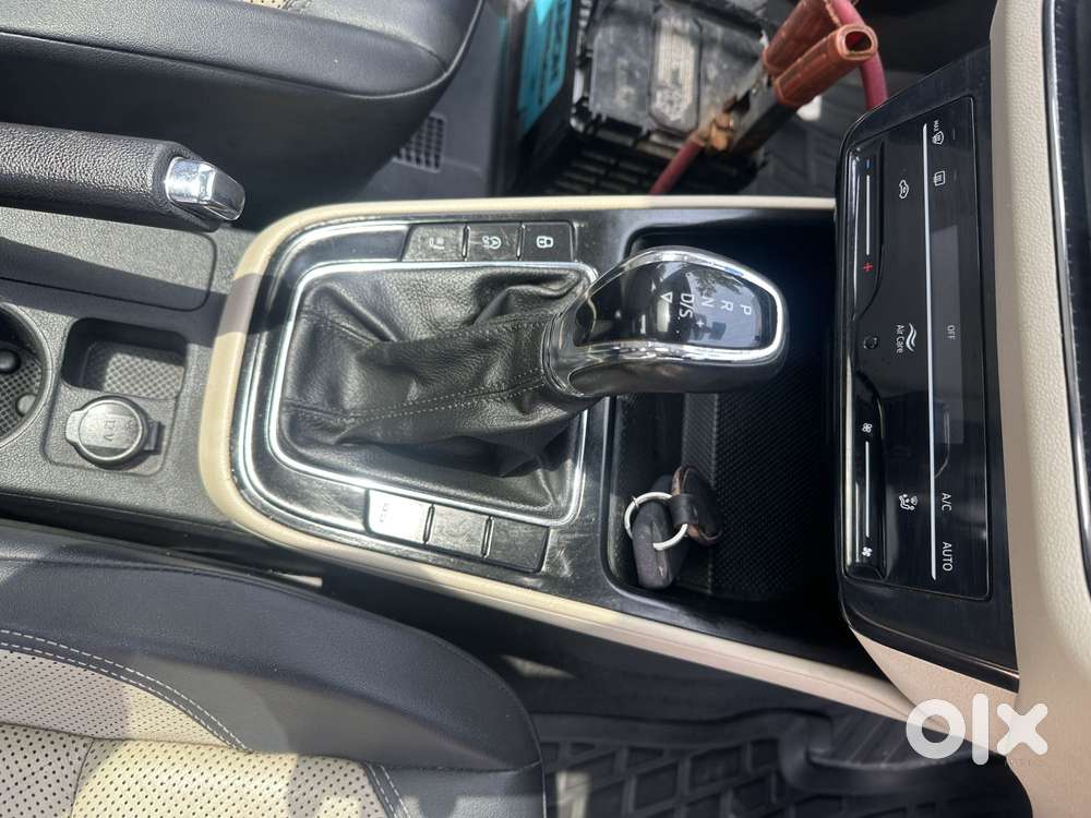 Skoda Slavia 1.5 Tsi Style At, 2022, Petrol