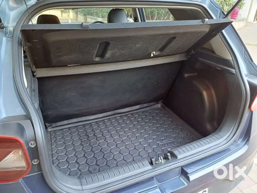 Hyundai Venue 2021 Petrol 41000 Km Driven