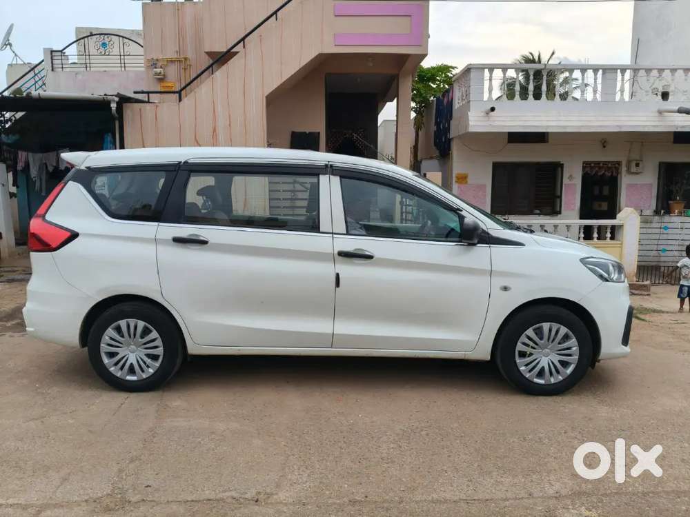 Maruti Suzuki Ertiga 2023 Lxi