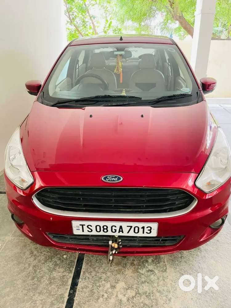 Full Insurance Upto 2027 Jan
Meilage In City 25 Highway 30  Alr