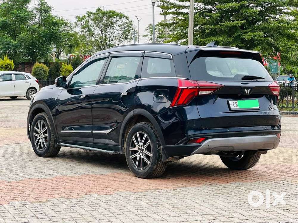 Mahindra Xuv700 2.2 Ax 7 Diesel Mt Luxury Pack Str, 2023, Diesel