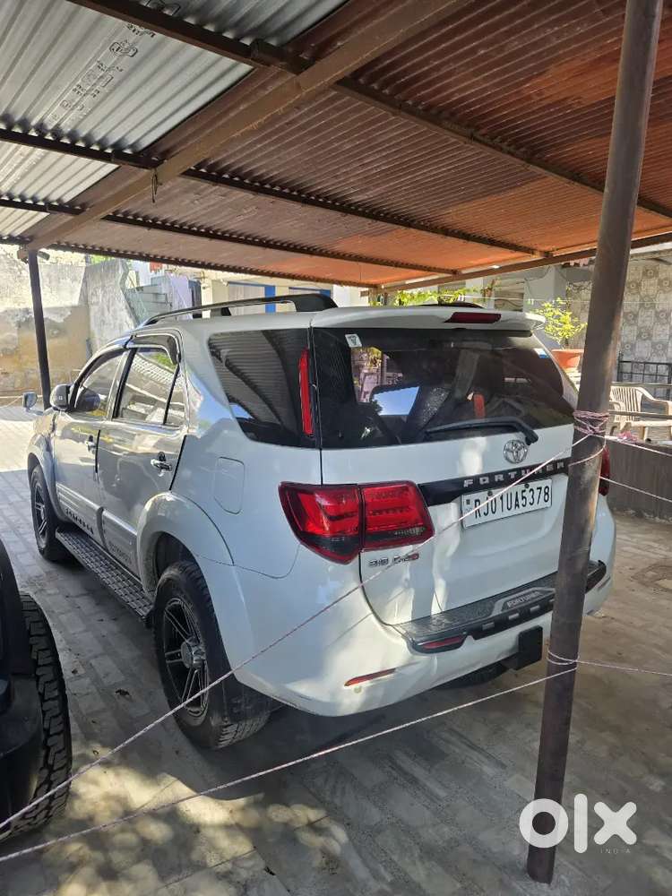 Toyota Fortuner 4 By 2 Manual Fully Maintain With Working Snorkel