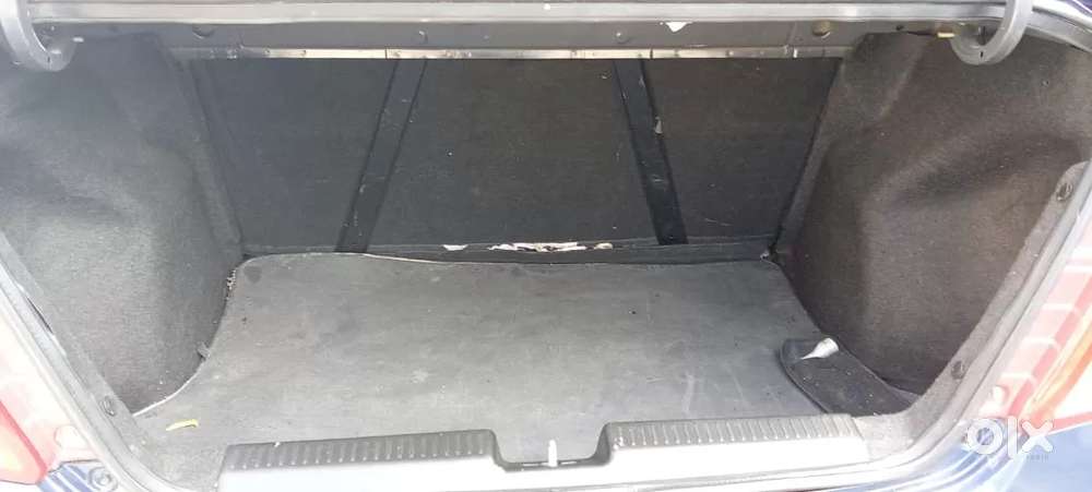 Maruti Suzuki Dzire 1.2 Lxi, 2017, Petrol