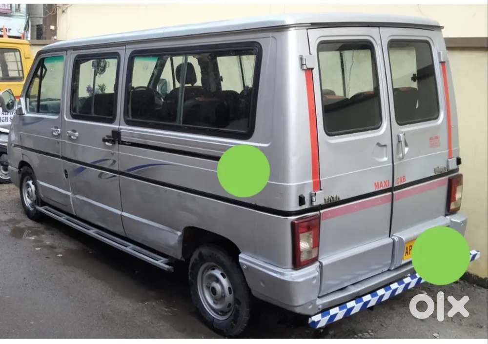 Tata Winger Deluxe 2012 With 200000 Km