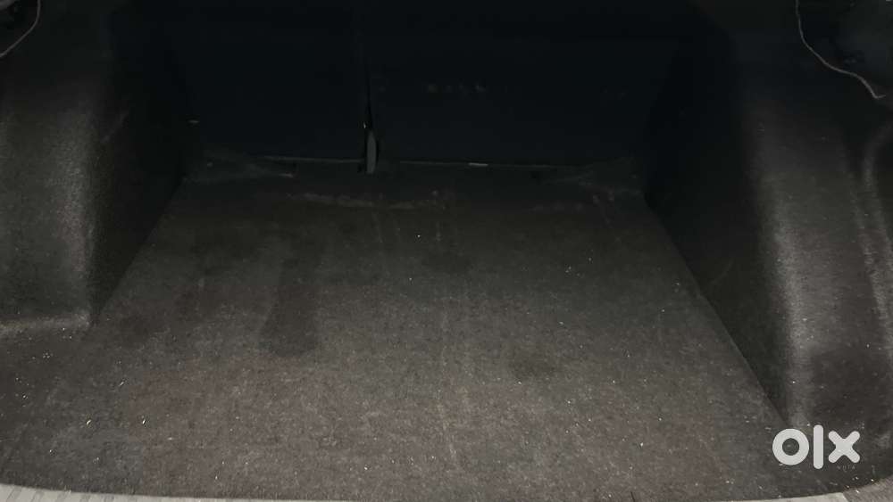 Skoda Slavia Style 1.0l Tsi Mt, 2022, Petrol