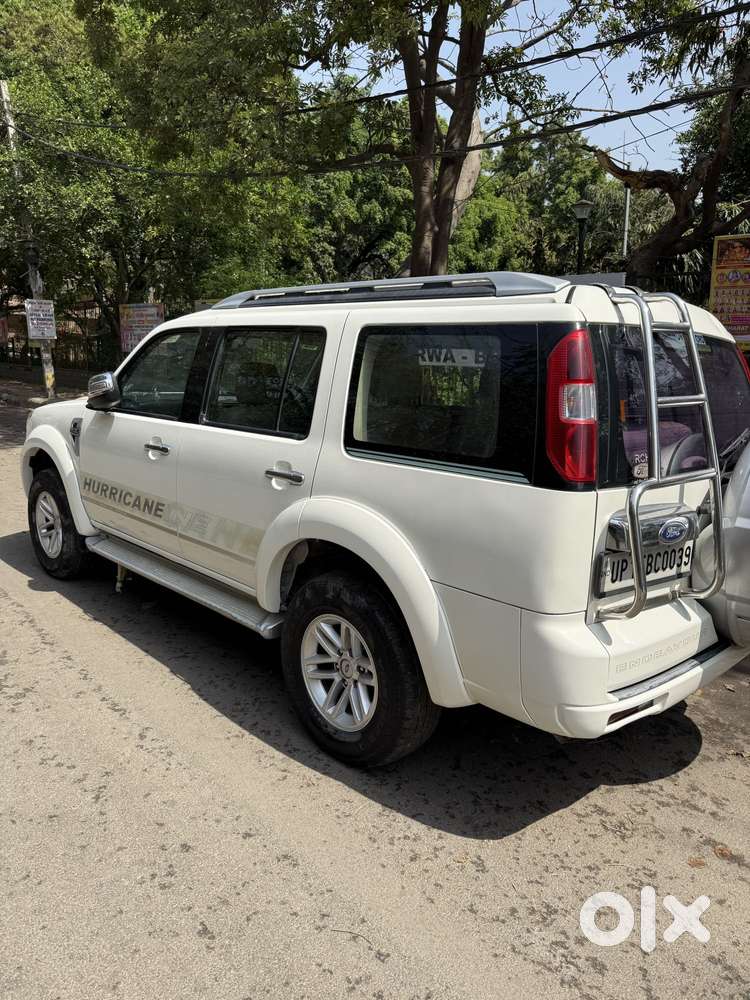 Ford Endeavour 2.2 Trend At 4x2, 2012, Diesel
