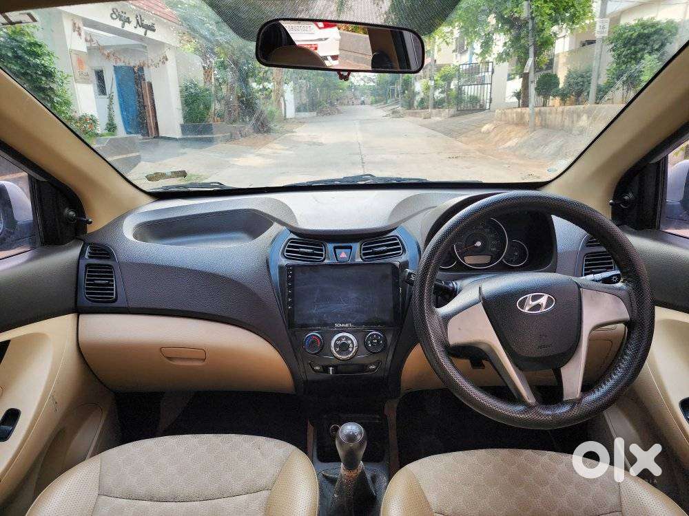 Hyundai Eon Sportz, 2017, Petrol