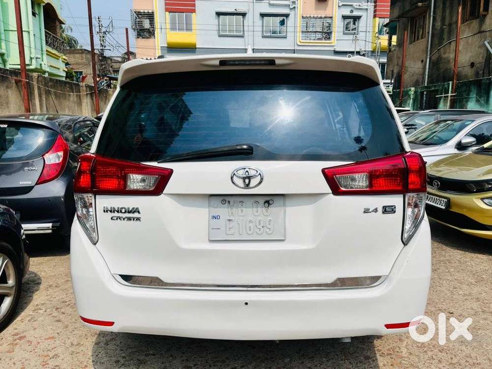 Toyota Innova Crysta 2.8 Gx At 8s, 2018, Diesel