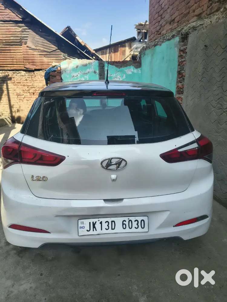 Hyundai New I20 Sportz Petrol Manual 2017