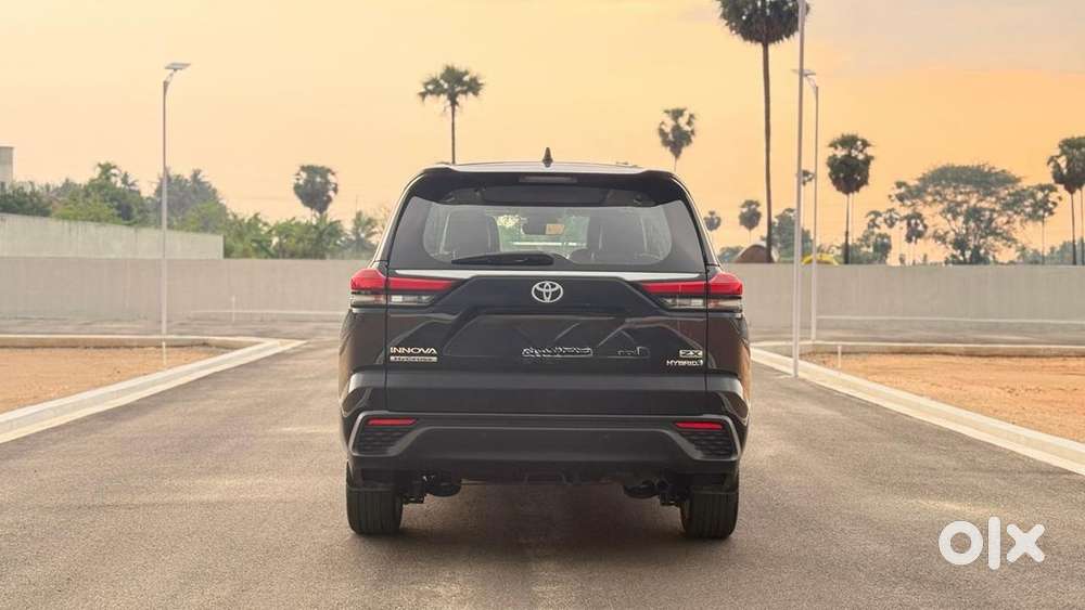 Toyota Innova Hycross 2024 Year Hybrid Petrol