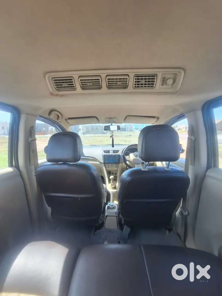 Maruti Ertiga 1.4 Vxi 2012