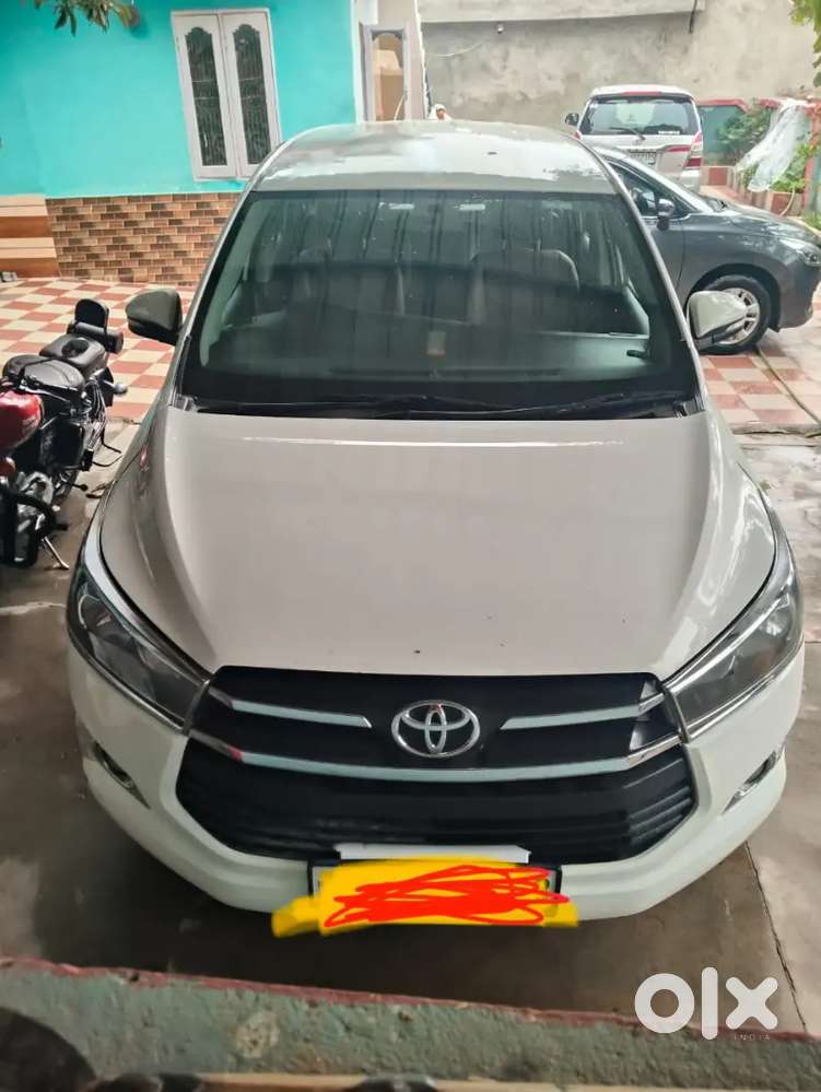 Toyota Innova Crysta 2017 Diesel Well Maintained