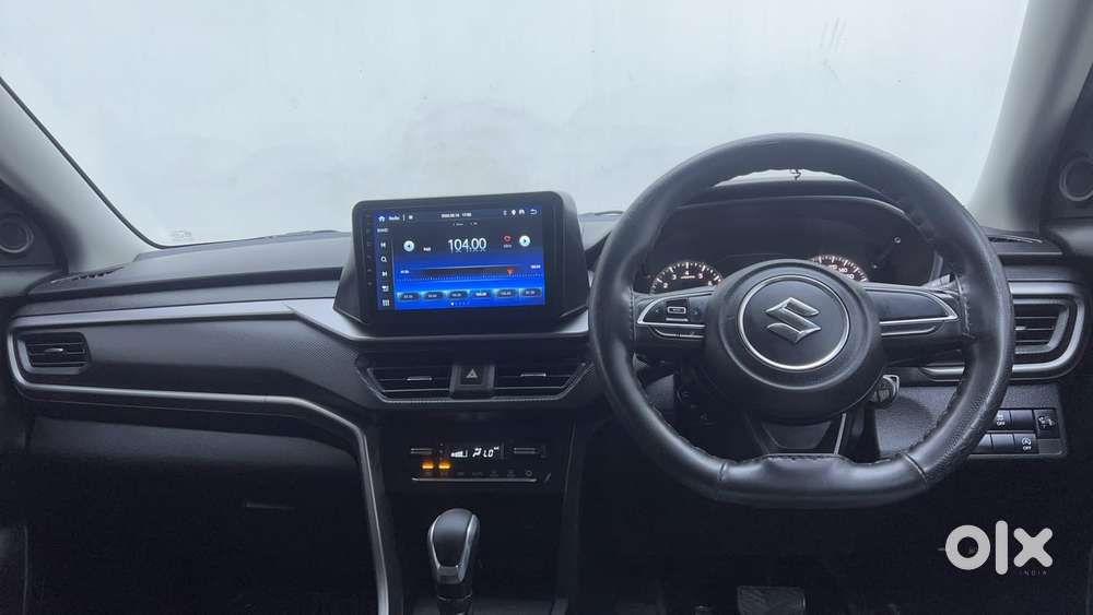 Maruti Suzuki Brezza Vxi At, 2022, Petrol
