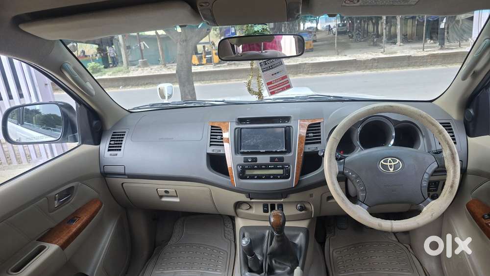 Toyota Fortuner 3.0 4x4 Manual, 2011, Diesel