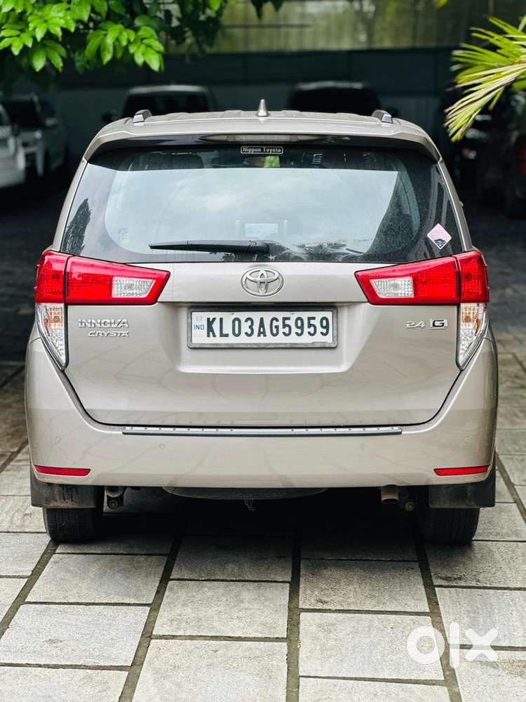 Toyota Innova Crysta 2.4 Gx At, 2022, Diesel