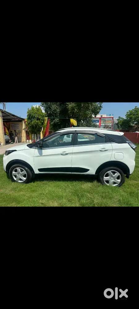 Tata Nexon 1.5 Petrol 2022 Sunroof