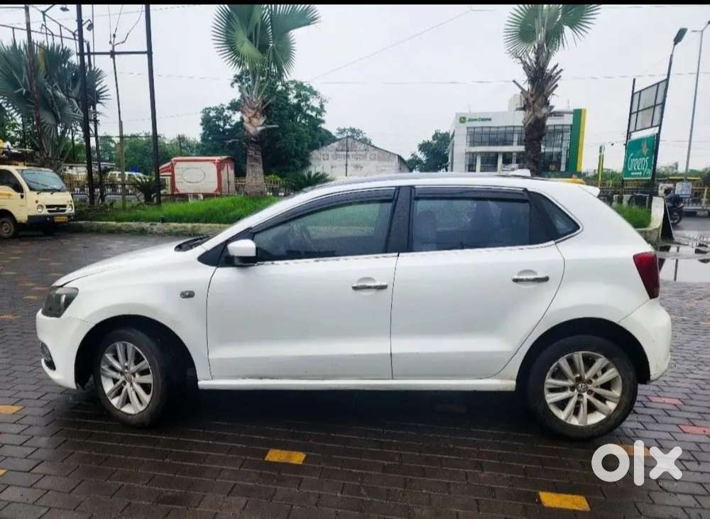 Volkswagen Polo Petrol Highline 1.2l, 2013, Petrol