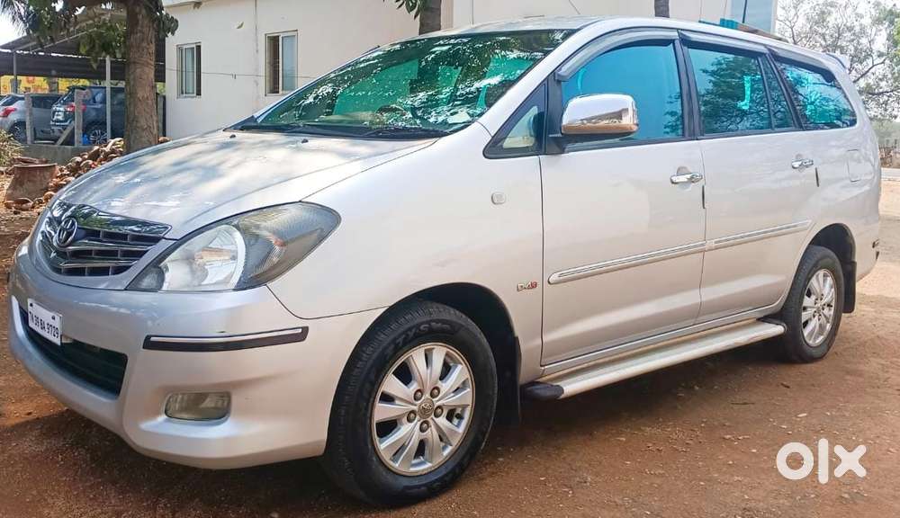 Toyota Innova 2.5 V 7 Str, 2011, Diesel