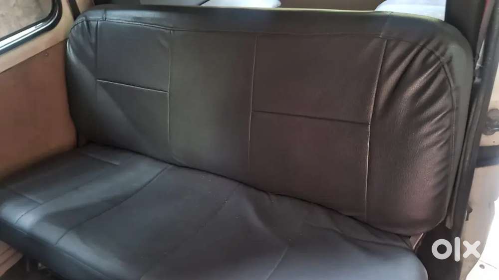 Maruti Suzuki Eeco 7-seater Ac 2010 (lpg Fitting Also Available)