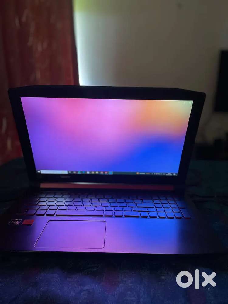 Acer Nitro Ryzen 5 8GB RAM 1TB SSD Radeon Graphics