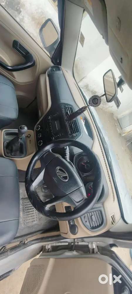Mahindra Tuv 300 2016 Diesel 141000 Km Driven