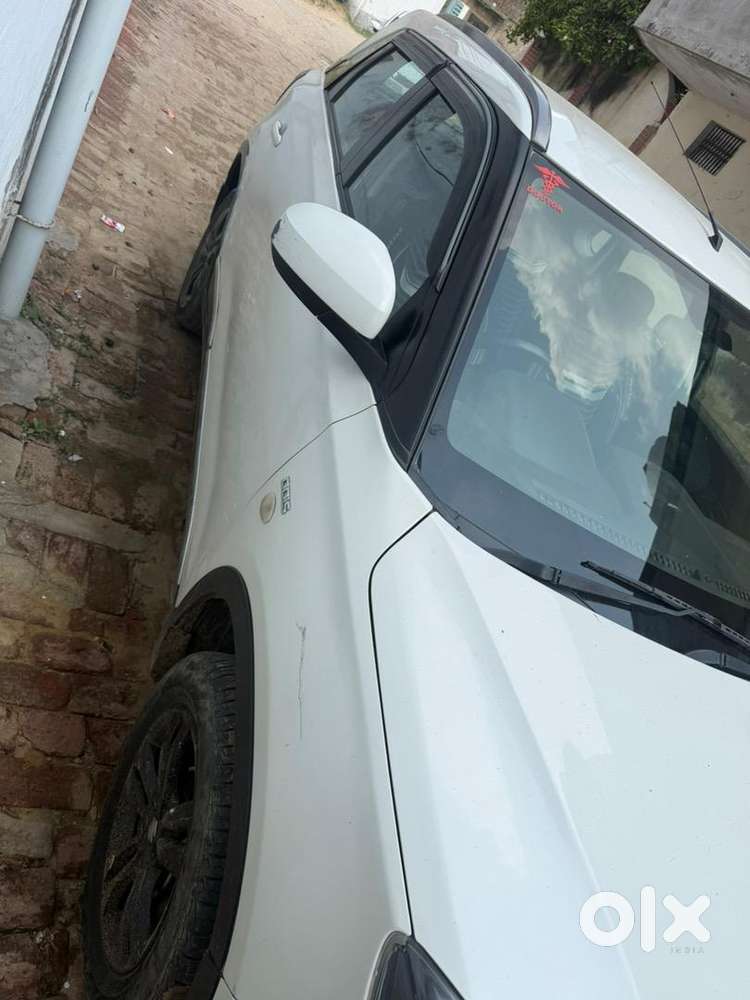 Maruti Suzuki Brezza Zdi 2019
