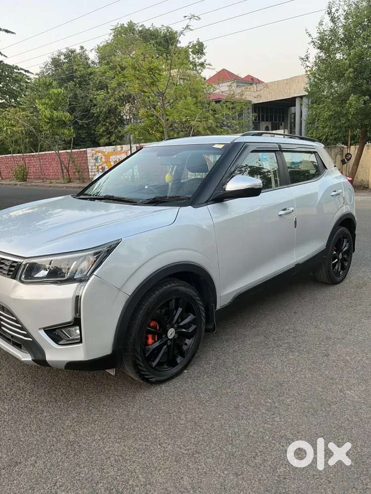 Mahindra Xuv300 W8, 2021, Petrol