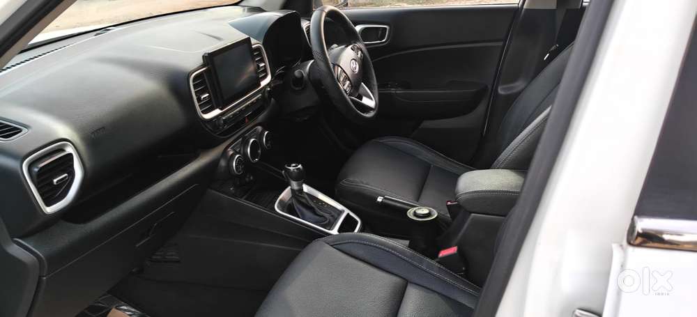 Hyundai Venue Sx+ At, 2019, Petrol