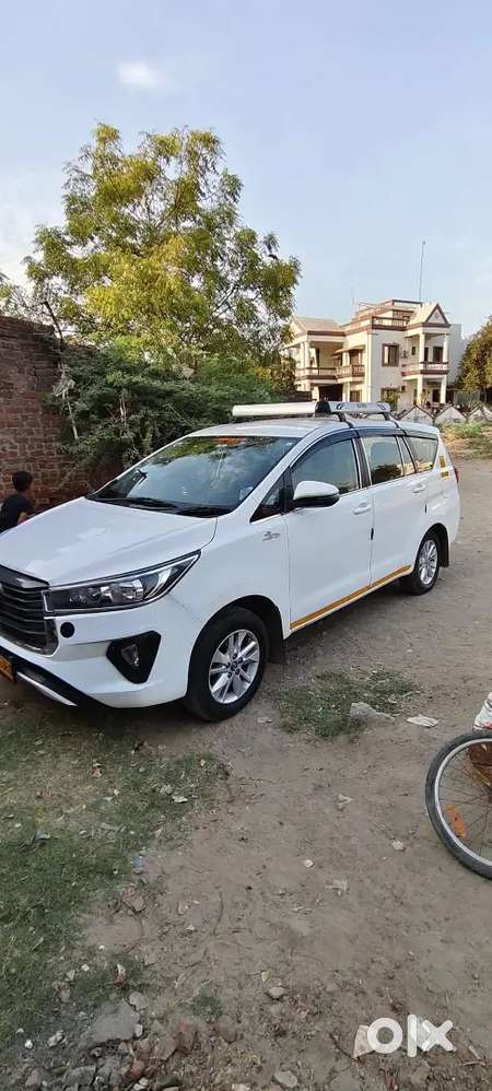 Toyota Innova Crysta 2017