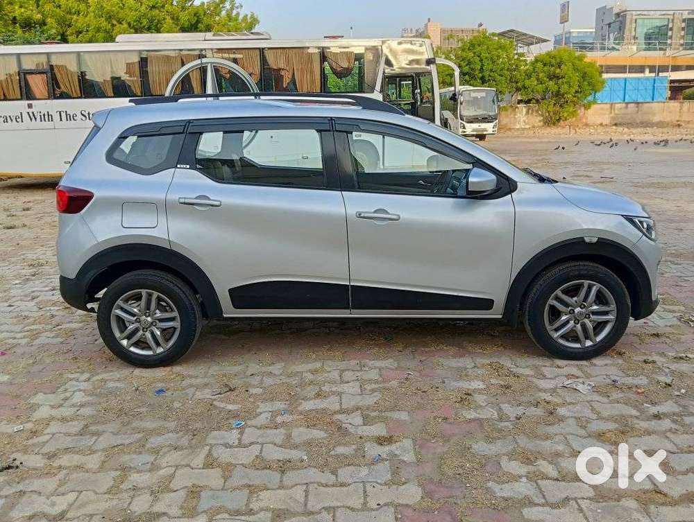 Renault Triber Rxz, 2021, Petrol
