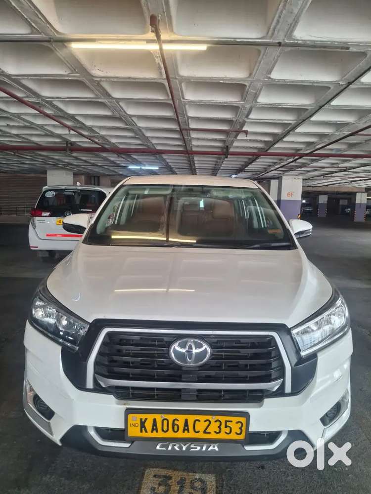 Toyota Innova Crysta 2.4 2024