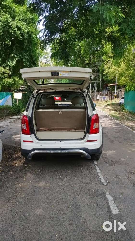 Mahindra Rexton 2015 Diesel Automatic