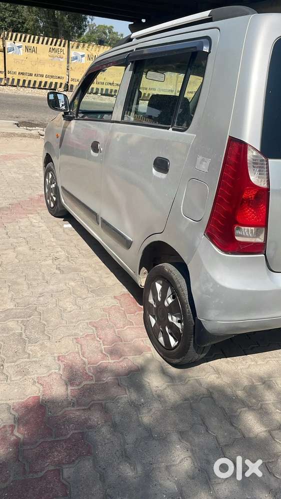 2012 Ending Wagonr Lxi 60k Driven