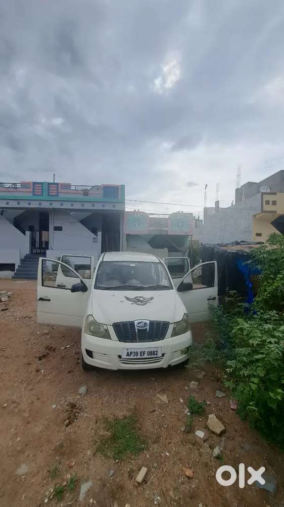 Mahindra Xylo 2.5 E4 2012