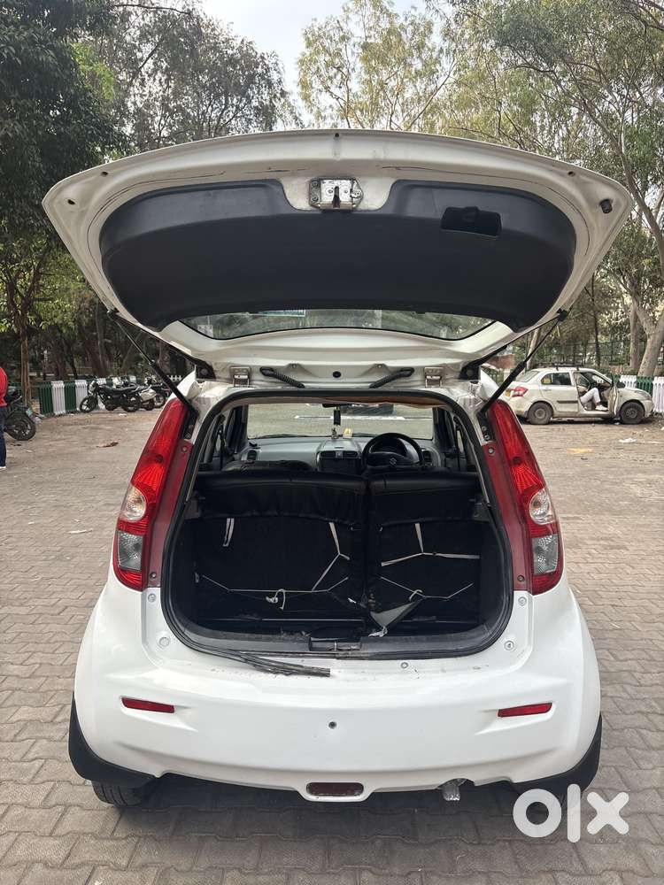 Maruti Suzuki Ritz Lxi, 2012, Petrol