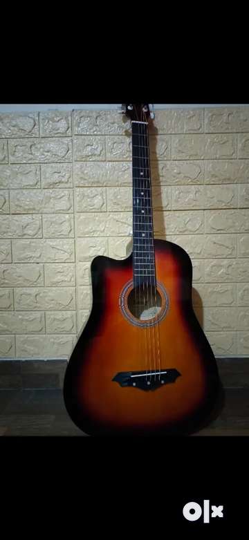 Old guitar for on sale sale olx