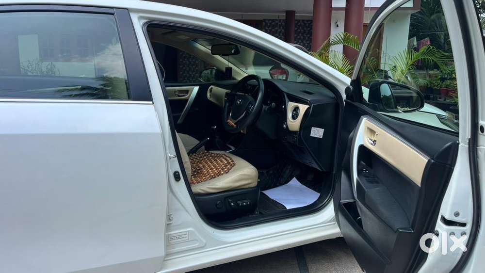 Toyota Corolla Altis 2017 Diesel Well Maintained