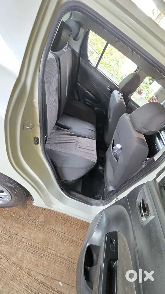 Car Selling[30/08, 9:05 Pm] Dada: New Hsrp Plate Insurance Valid Puc V