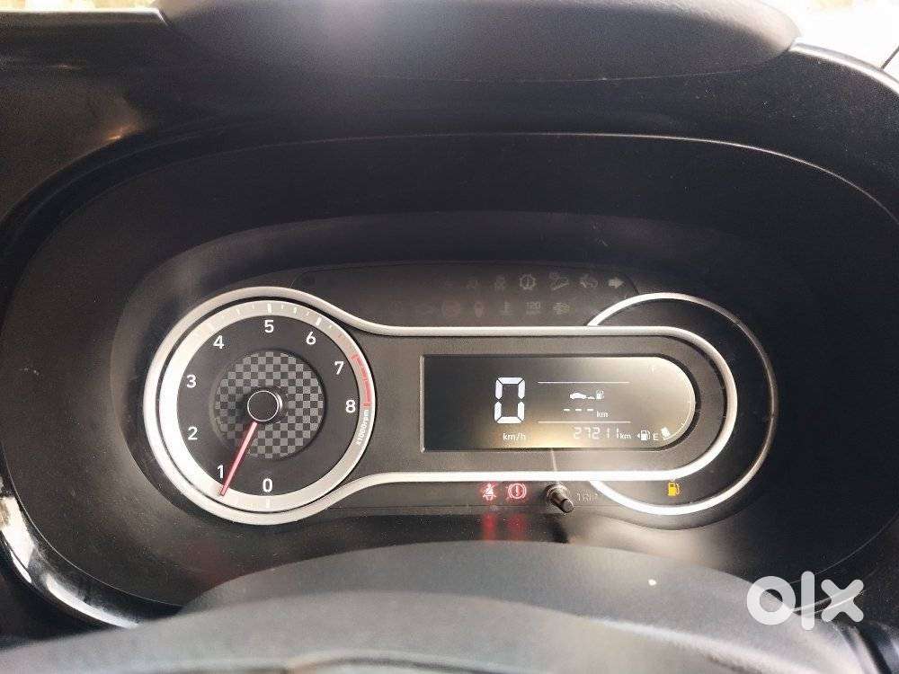 Hyundai Aura Sx (o) Manual, 2021, Petrol