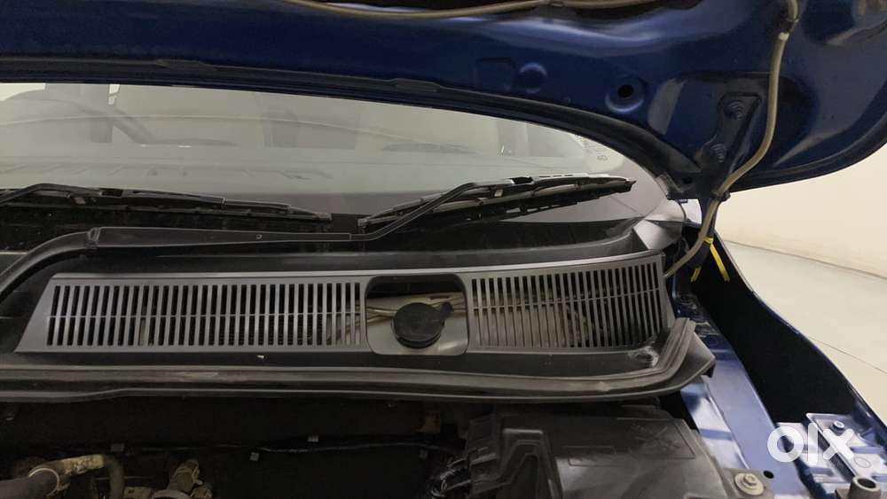 Renault Triber Rxz, 2021, Petrol